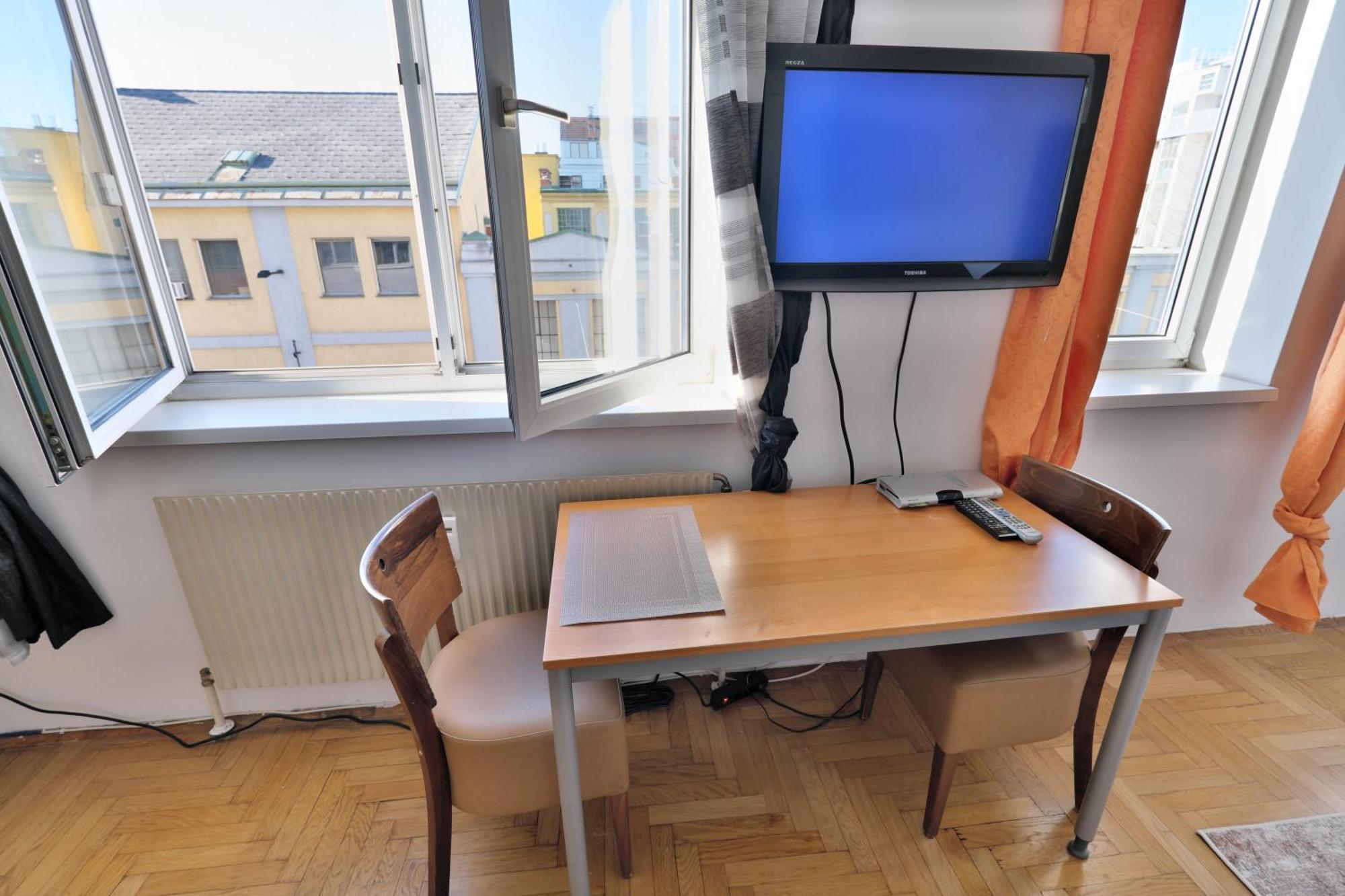 Schoenbrunn Apartment Wenen Buitenkant foto